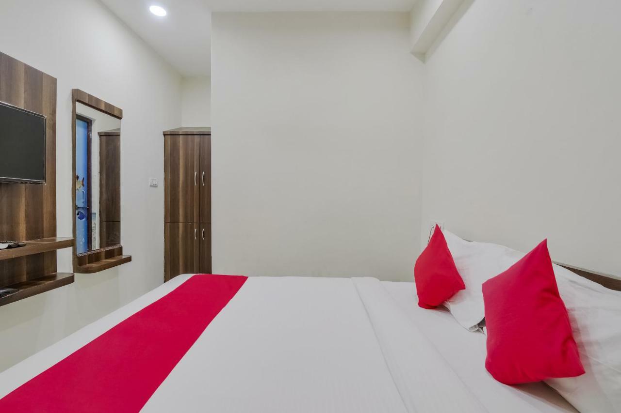 Neema Residency Hotel Anantapur Exterior foto