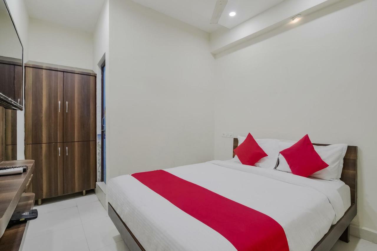 Neema Residency Hotel Anantapur Exterior foto